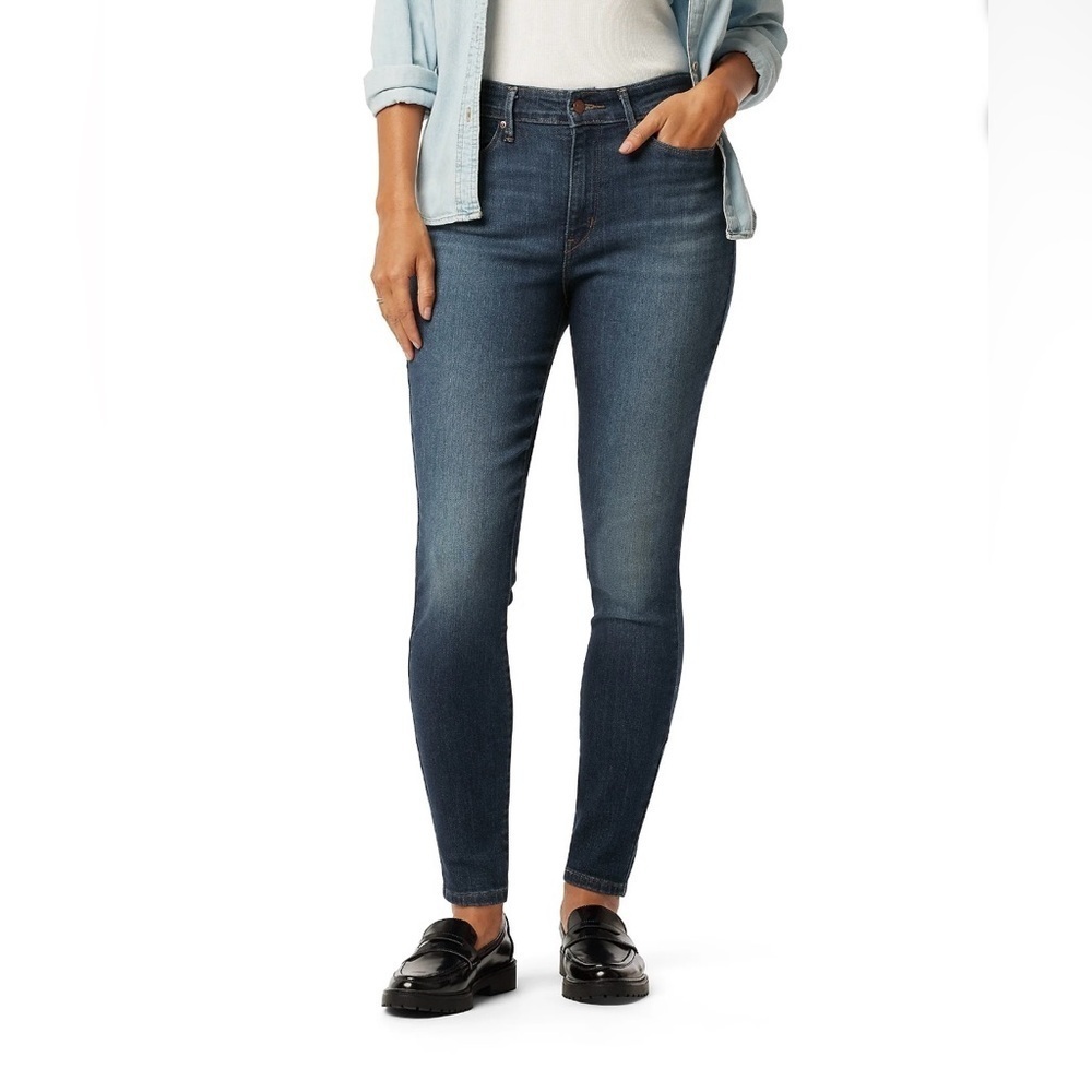 Levi Strauss Signature Classic Women's Skinny Jeans - Dark Blue